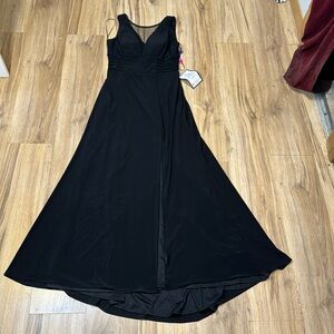 Morgan and Co Black Dress. Womens size 13. NWT.